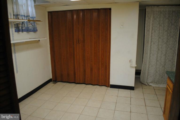 4910 Lindsay Road Baltimore, MD 21229 - Photo 5 of 26 Basement