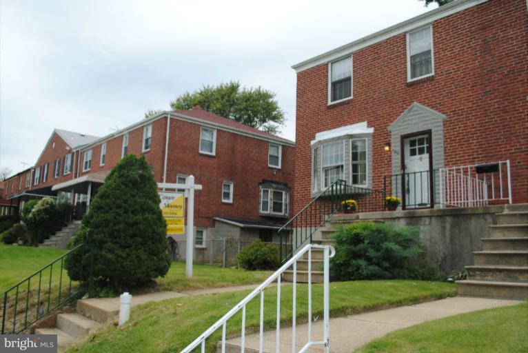 4910 Lindsay Road Baltimore, MD 21229 - Photo 7 of 26 Exterior (Front)