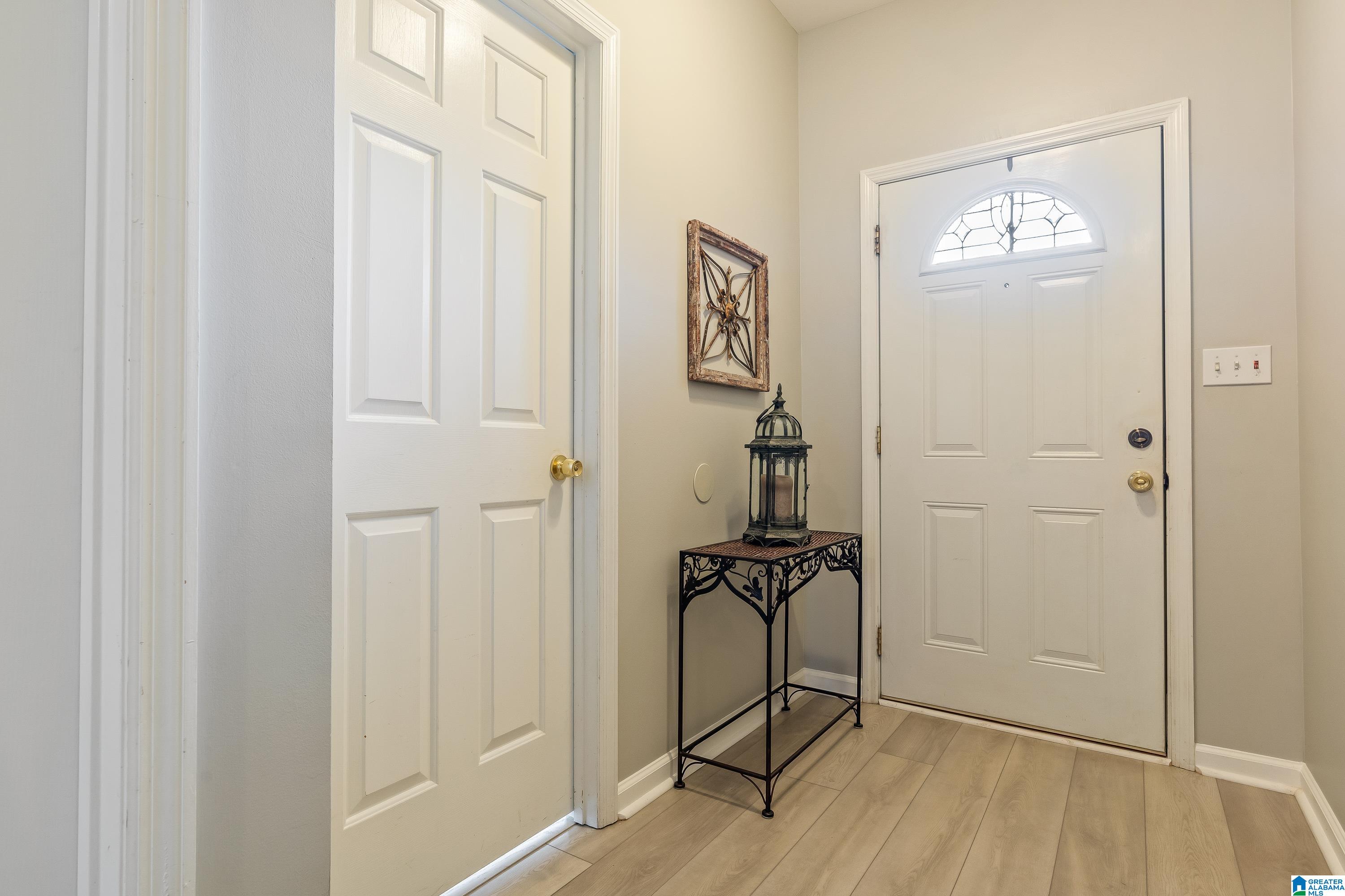 6878 Pannell Road Trussville, AL 35173 - Photo 4 of 37