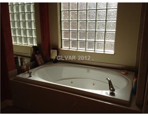 5370 Grain Mill Road Pahrump, NV 89061 - Photo 9 of 14 Master Bath/Spa.