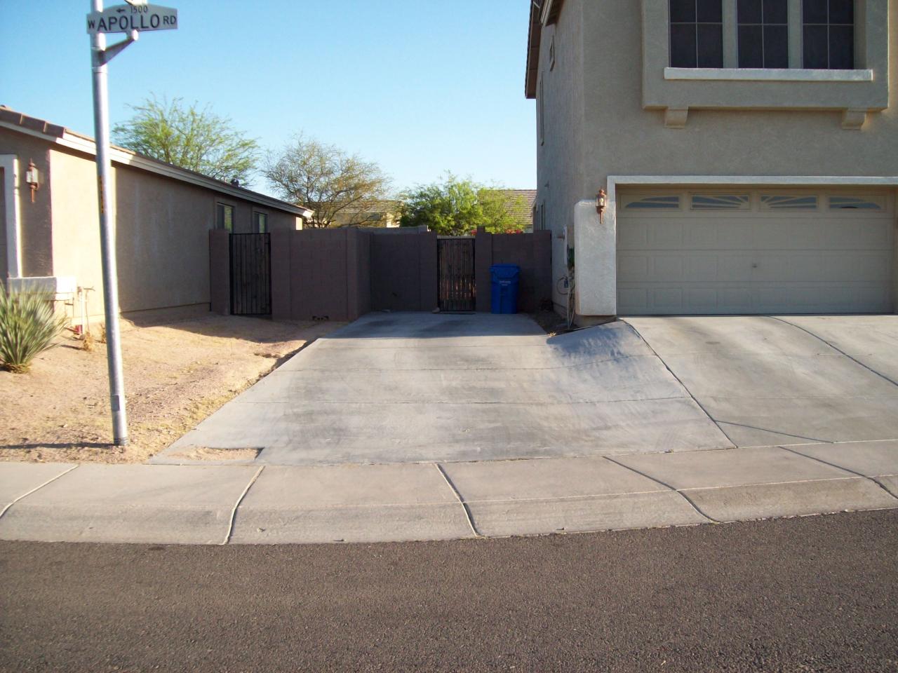1551 West Apollo Road Phoenix, AZ 85041 - Photo 4 of 11 drive to rv gate