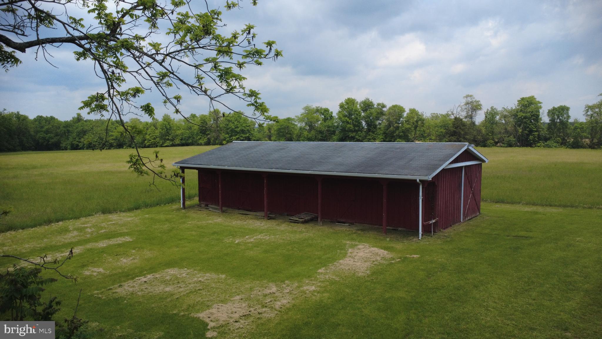 511 Stultz Road Fairfield, PA 17320 - Photo 12 of 86