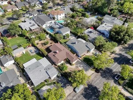 $949,900 | 5740 Lemona Avenue, Sherman Oaks, CA 91411