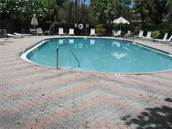 $1,750 | 5162 Northeast 6th Avenue, Unit 317, Oakland Park, FL 33334