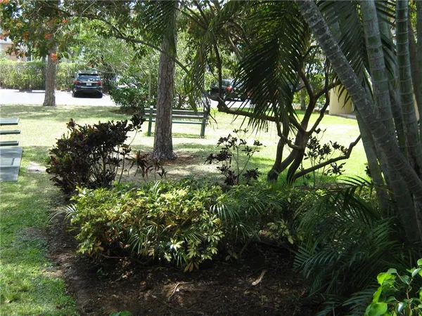 $1,750 | 5162 Northeast 6th Avenue, Unit 317, Oakland Park, FL 33334