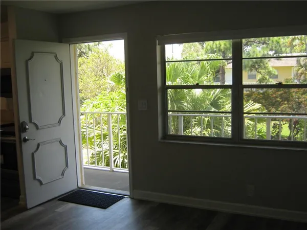 $1,750 | 5162 Northeast 6th Avenue, Unit 317, Oakland Park, FL 33334