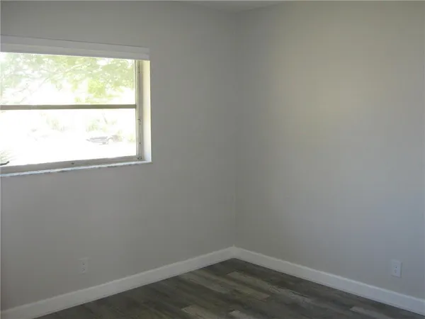 $1,750 | 5162 Northeast 6th Avenue, Unit 317, Oakland Park, FL 33334