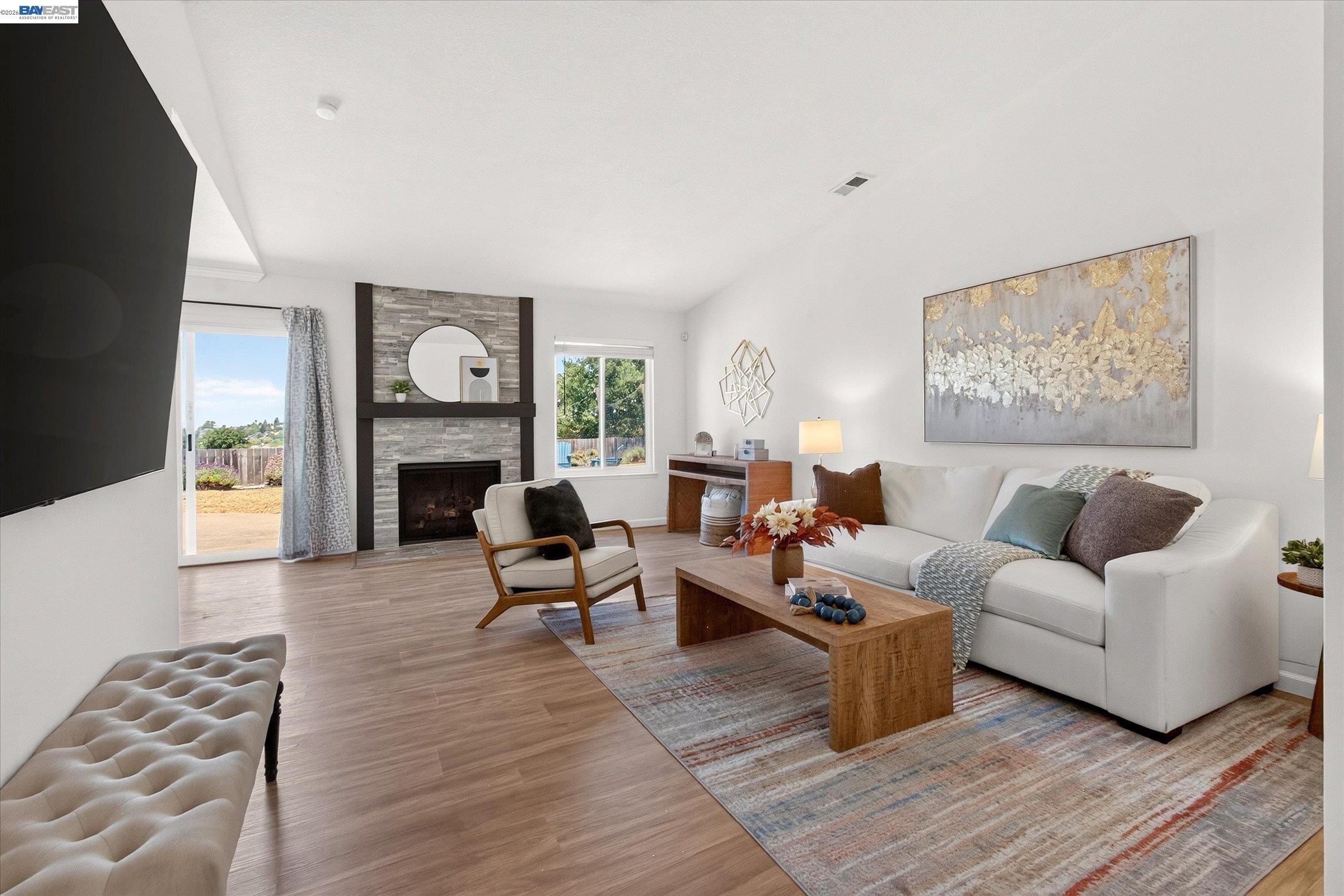 295 Iris Road Hercules, CA 94547 - Photo 2 of 31