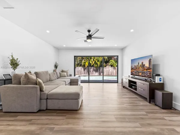 $665,000 | 10415 Southwest 200th Street, Cutler Bay, FL 33157