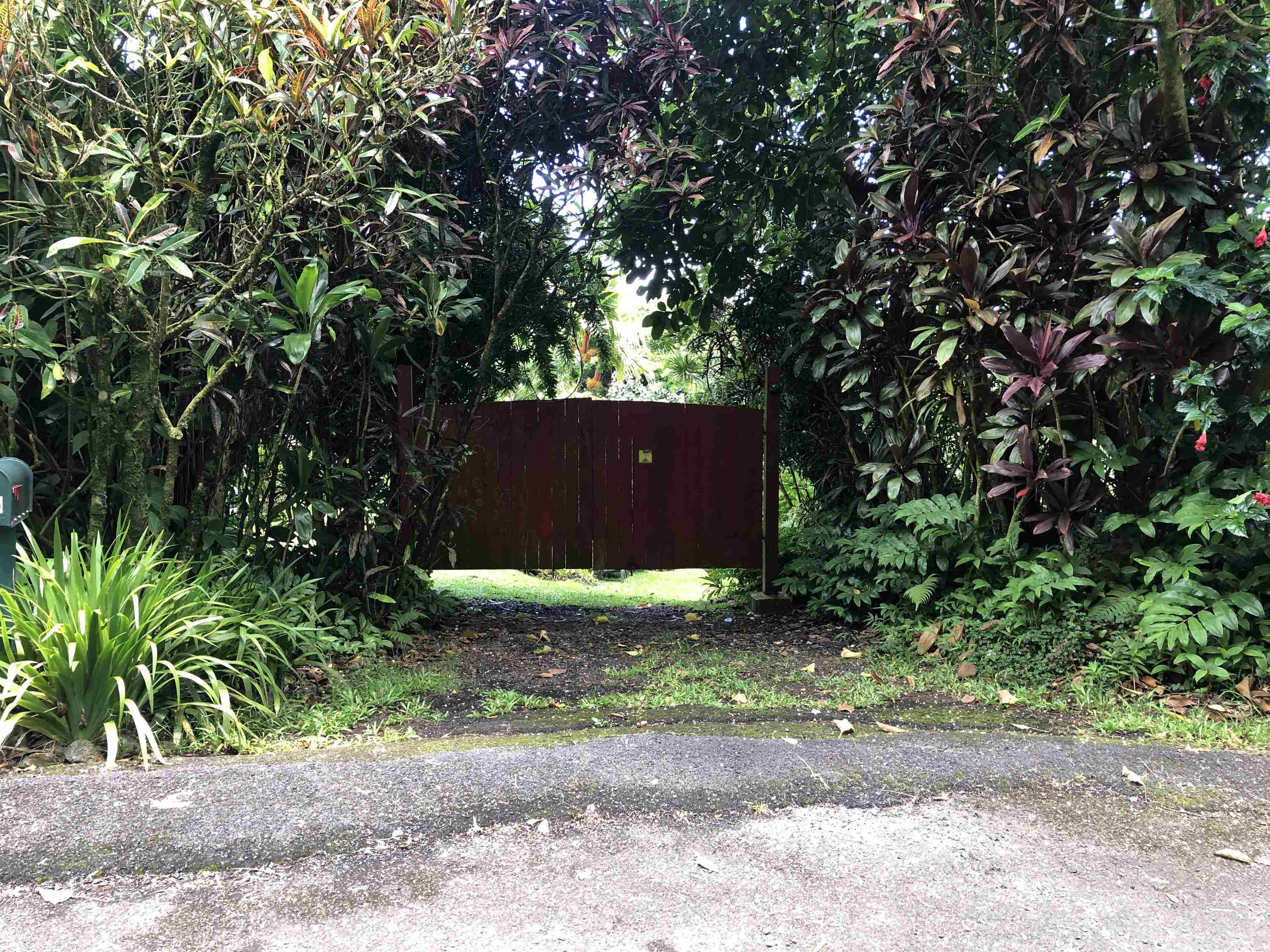 725 Nahiku Road Haiku, HI 96708 - Photo 23 of 31