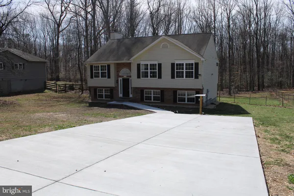 $3,300 | 44 Hidden Lake Drive, Stafford, VA 22556