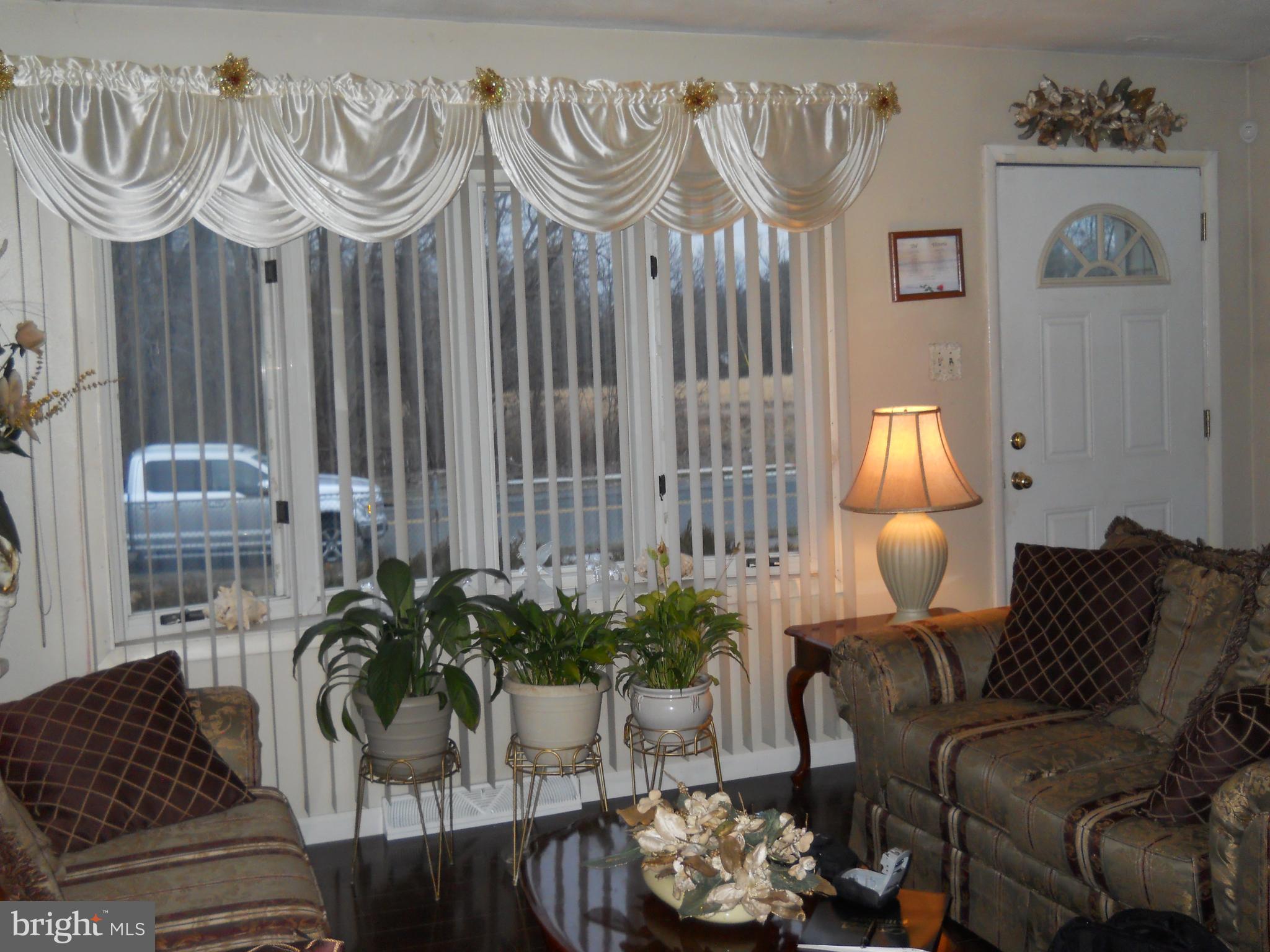 76 Scrapetown Road Pemberton, NJ 08068 - Photo 3 of 23 Living Room