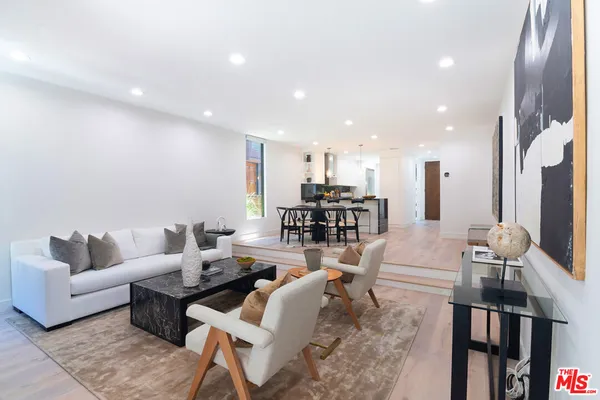 $7,500 | 1033 Carol Drive, Unit T13, West Hollywood, CA 90069