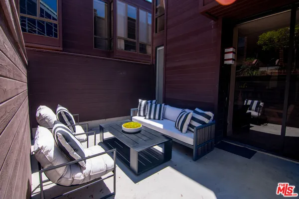 $7,500 | 1033 Carol Drive, Unit T13, West Hollywood, CA 90069