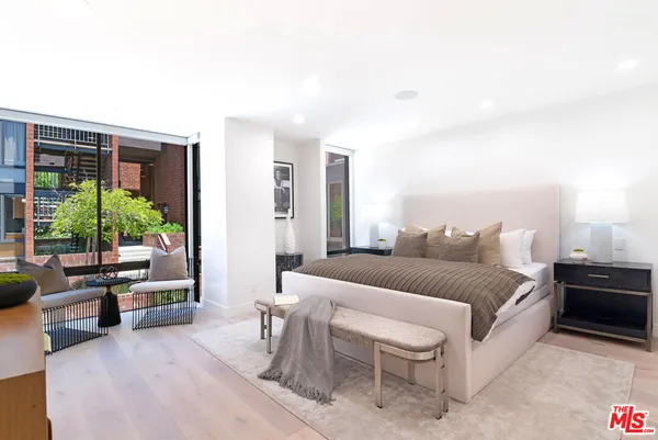 $7,500 | 1033 Carol Drive, Unit T13, West Hollywood, CA 90069