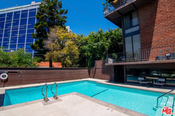 $7,500 | 1033 Carol Drive, Unit T13, West Hollywood, CA 90069