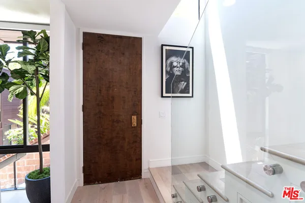 $7,500 | 1033 Carol Drive, Unit T13, West Hollywood, CA 90069