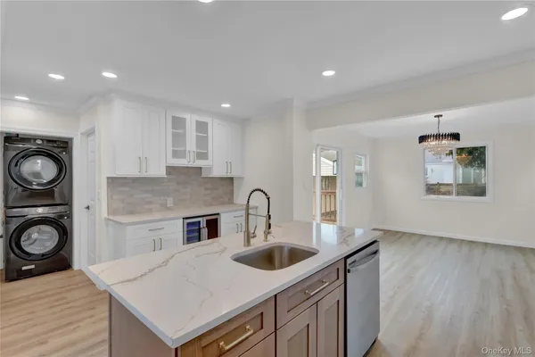 $699,999 | 449 North Indiana Avenue, Lindenhurst, NY 11757