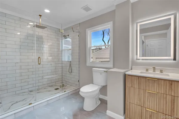 $699,999 | 449 North Indiana Avenue, Lindenhurst, NY 11757