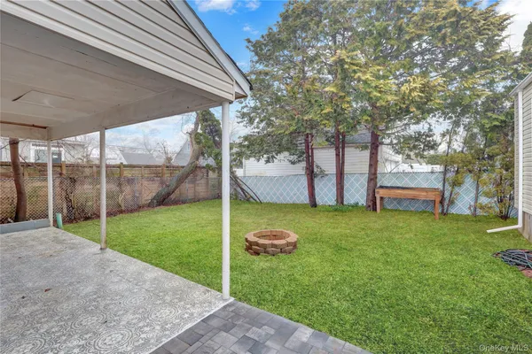 $699,999 | 449 North Indiana Avenue, Lindenhurst, NY 11757