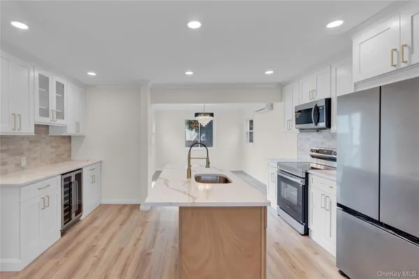$699,999 | 449 North Indiana Avenue, Lindenhurst, NY 11757