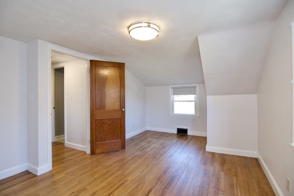 18 Barton Street Springfield, MA 01104 - Photo 35 of 42