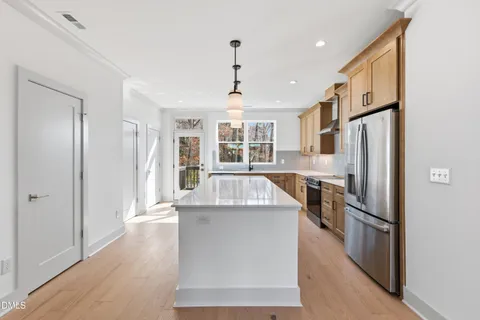 $699,000 | 1129 Booth Park Boulevard, Chapel Hill, NC 27514
