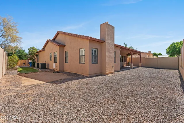 $759,900 | 3215 East Constance Way, Phoenix, AZ 85042