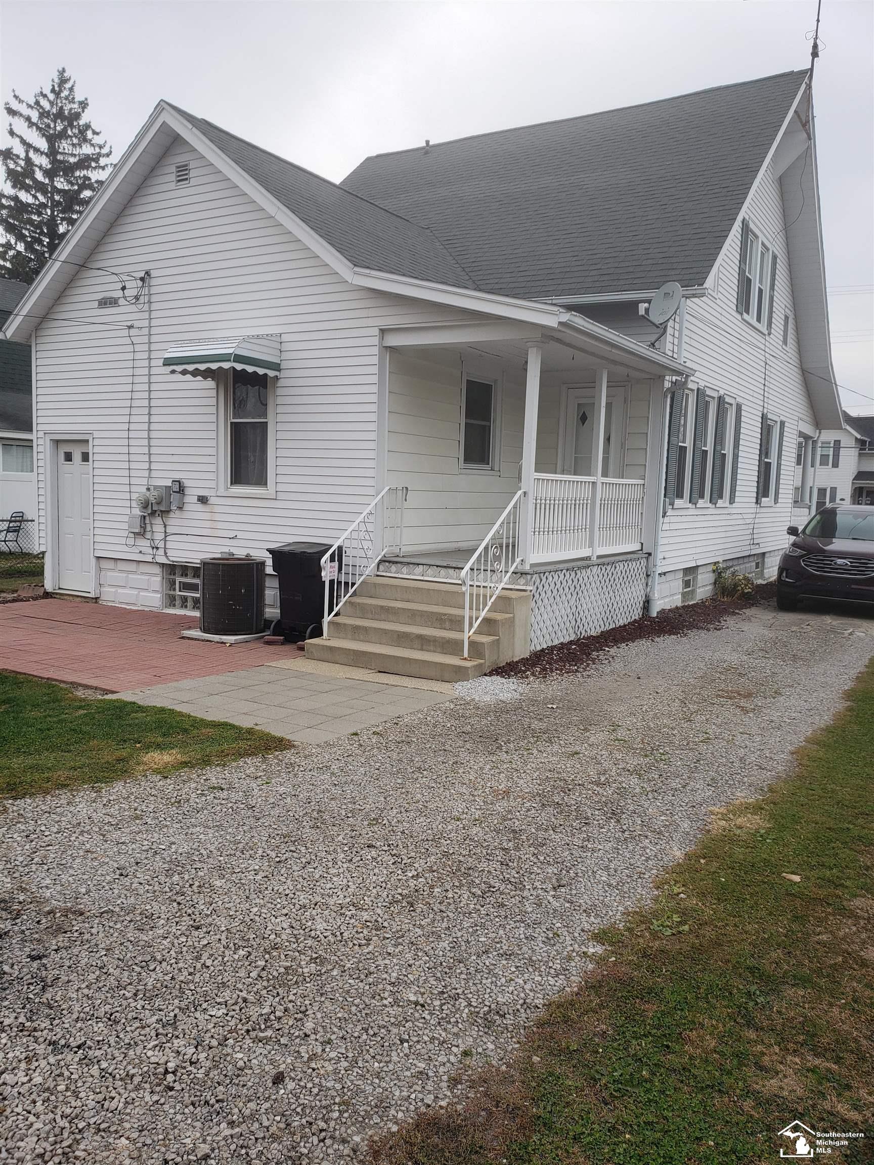 8245 Ida West Road Ida, MI 48140 - Photo 9 of 22