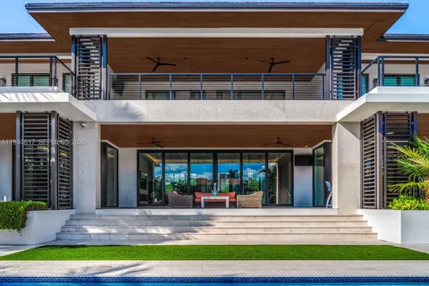 $17,000,000 | 6853 Sunrise Court, Coral Gables, FL 33133