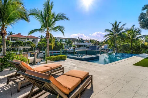 $17,000,000 | 6853 Sunrise Court, Coral Gables, FL 33133