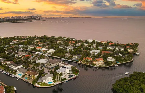 $17,000,000 | 6853 Sunrise Court, Coral Gables, FL 33133