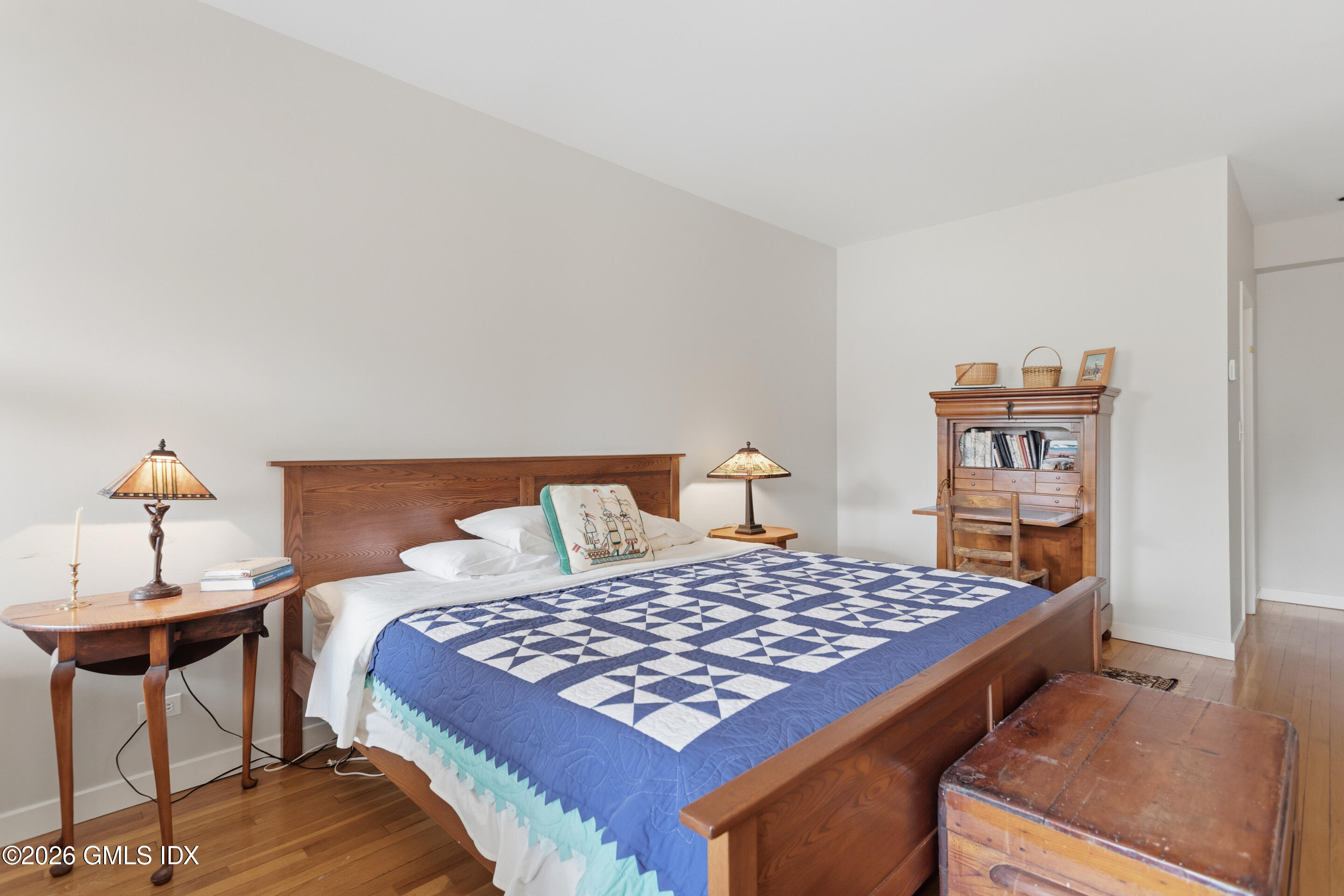 40 West Elm Street, Unit 2M Greenwich, CT 06830 - Photo 20 of 25 IMG_1665_1