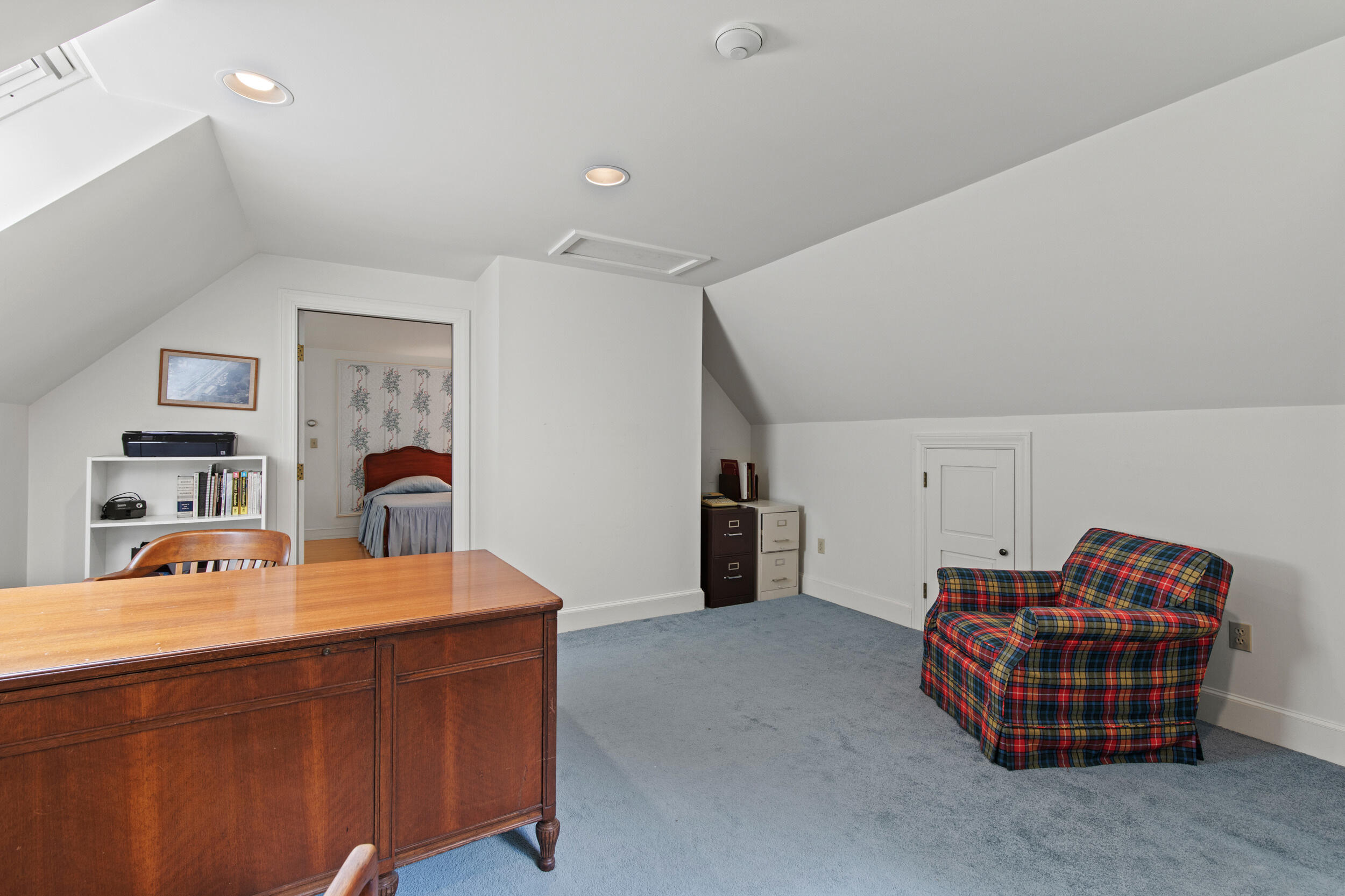 89 Schooner Ridge Road Cumberland, ME 04110 - Photo 41 of 54 Upstairs Office