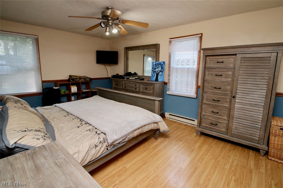 3 Nepahwin Road Timberlake, OH 44095 - Photo 16 of 22 Master bedroom is over sized that will fit a king size bed and more, also boasts laminate flooring.