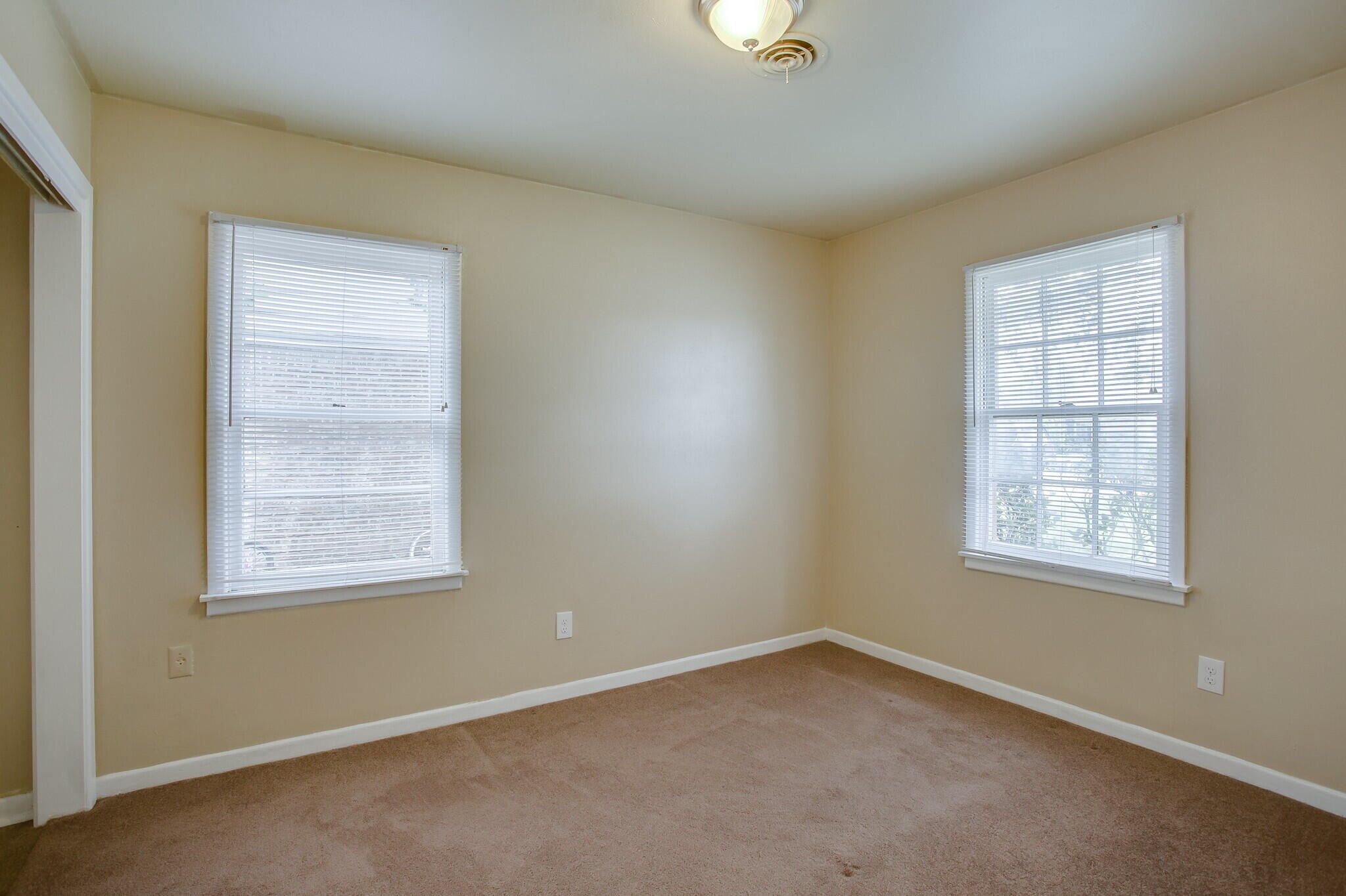 5114 44th Street Lubbock, TX 79414 - Photo 8 of 12 09