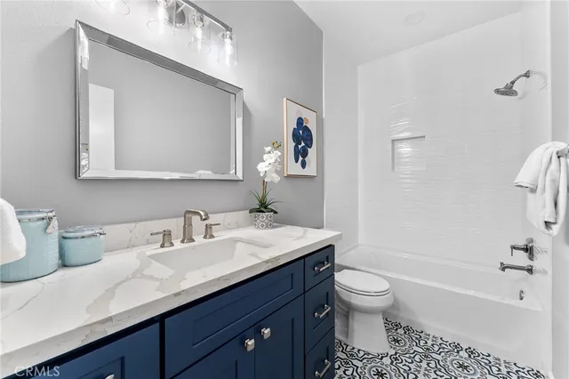 a view of a pathway both side of the house