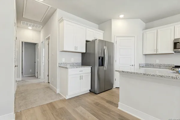 $1,500 | 7126 Magnolia Creek, Unit 201, San Antonio, TX 78252