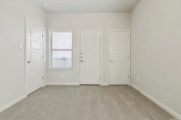 $1,500 | 7126 Magnolia Creek, Unit 201, San Antonio, TX 78252