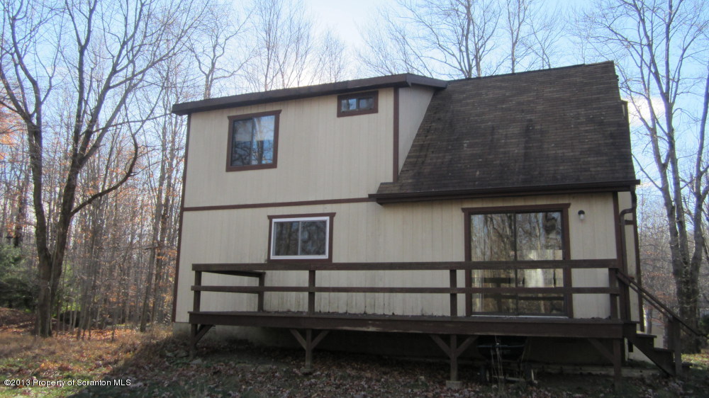 469 Kensington Road Hawley, PA 18428 - Photo 2 of 12 Gallery Image 2