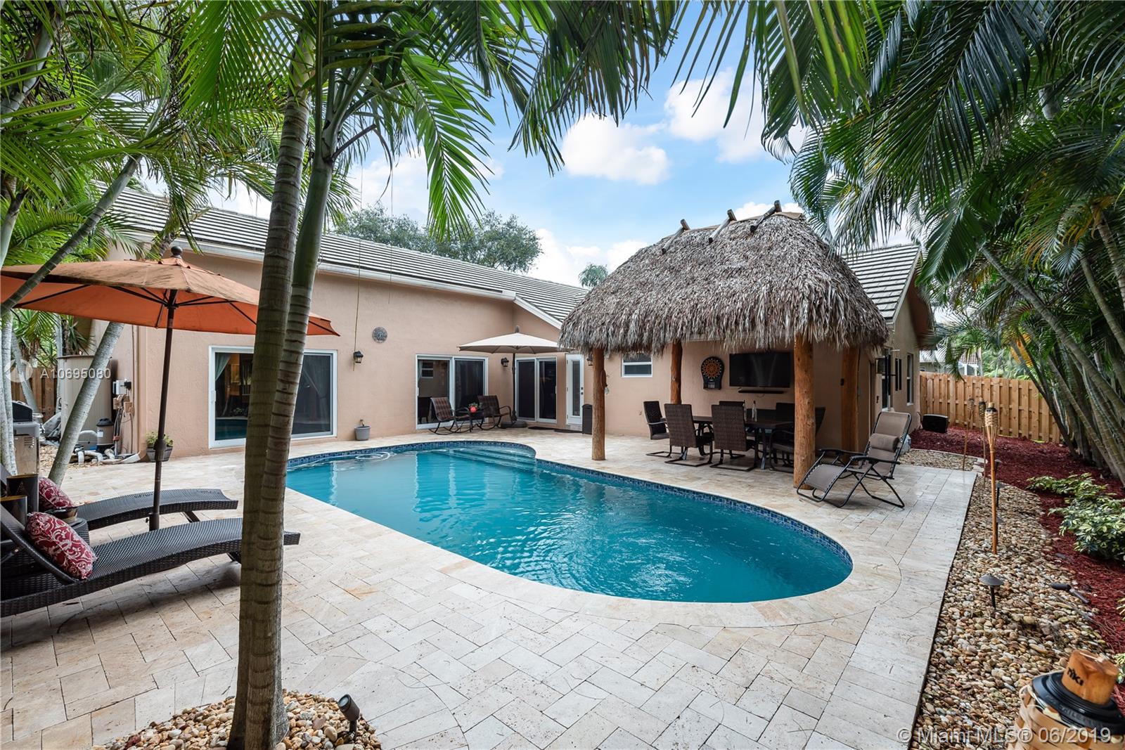12486 Southwest 9th Place Davie, FL 33325 - Photo 22 of 36