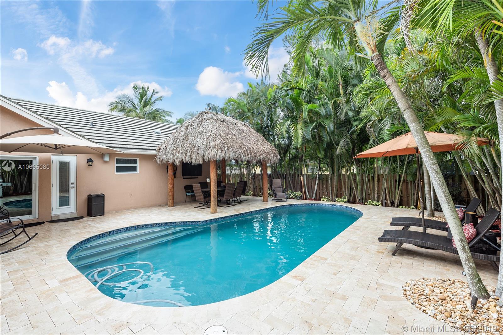 12486 Southwest 9th Place Davie, FL 33325 - Photo 24 of 36