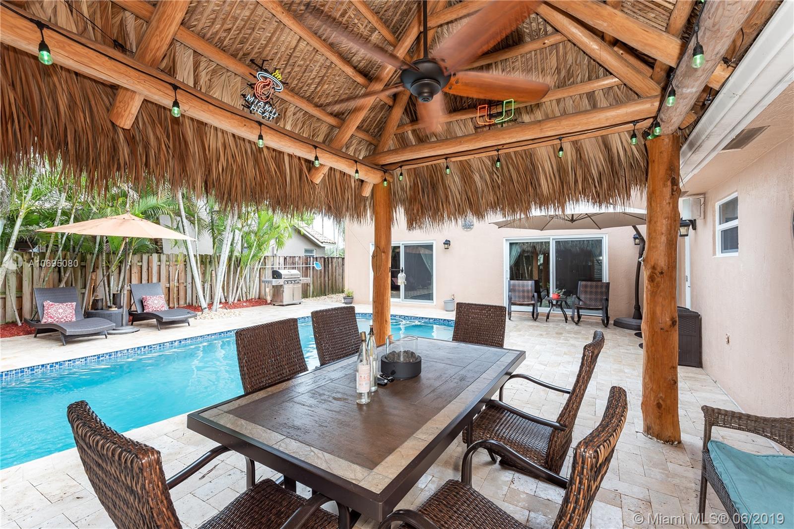 12486 Southwest 9th Place Davie, FL 33325 - Photo 27 of 36