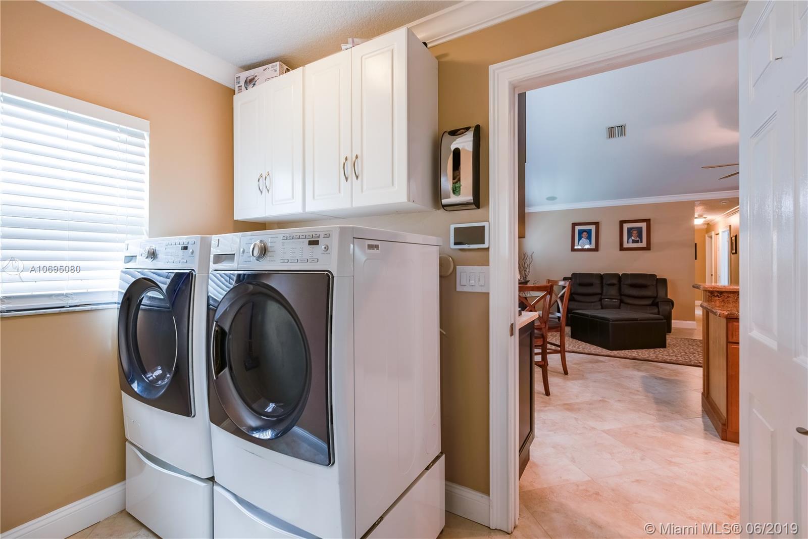 12486 Southwest 9th Place Davie, FL 33325 - Photo 28 of 36
