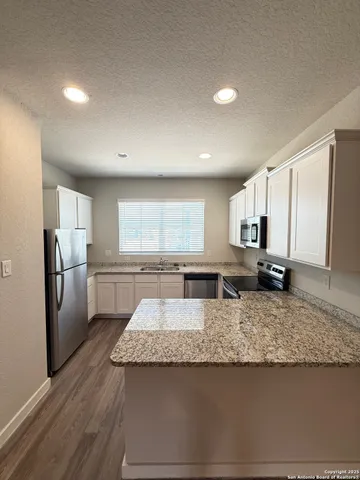 $1,795 | 8318 Runner Cove, Unit 101, San Antonio, TX 78249