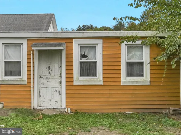 $109,900 | 321 Cherry Street, Minersville, PA 17954