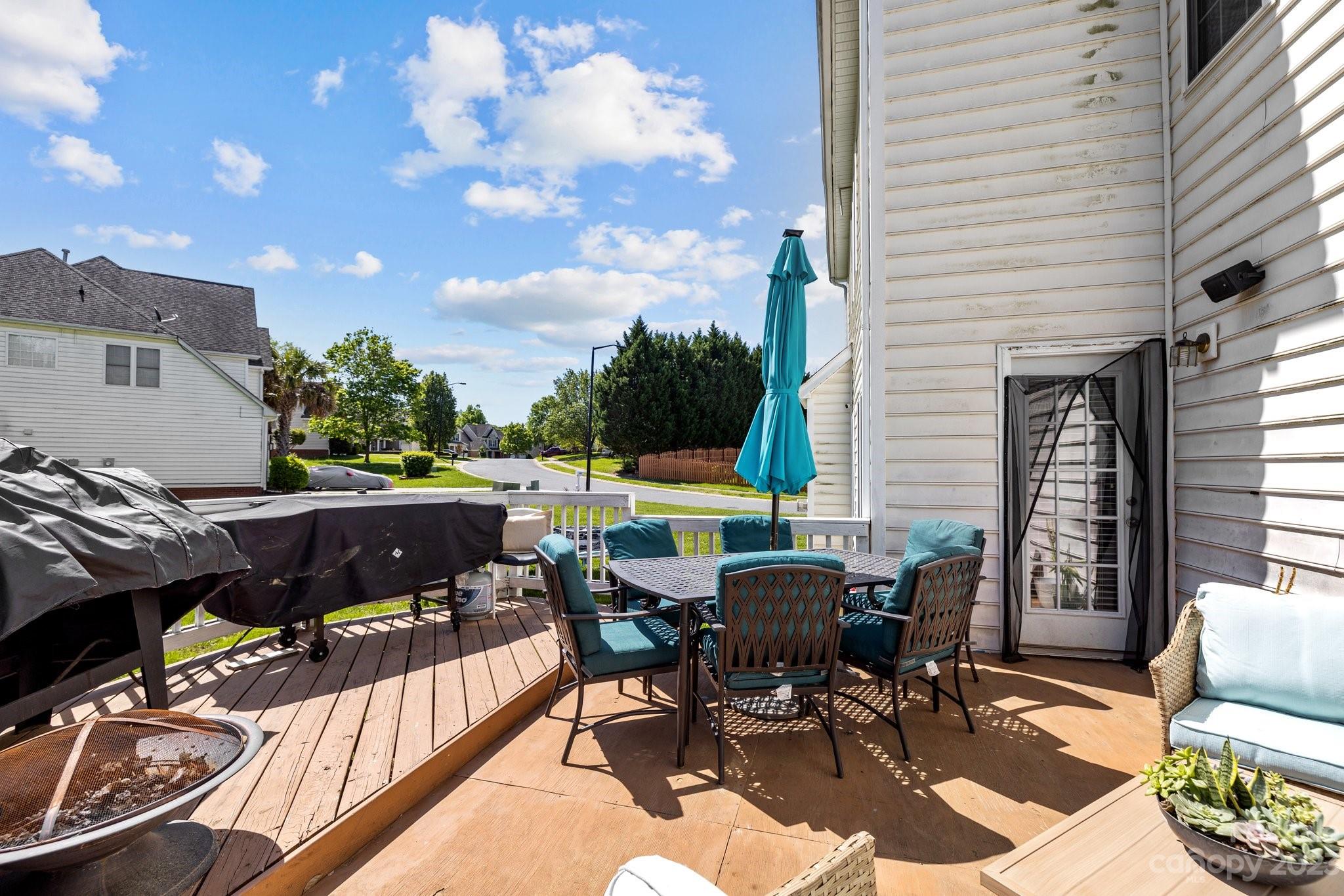 10834 Hellebore Road Charlotte, NC 28213 - Photo 33 of 41 a view of outdoor space yard and patio