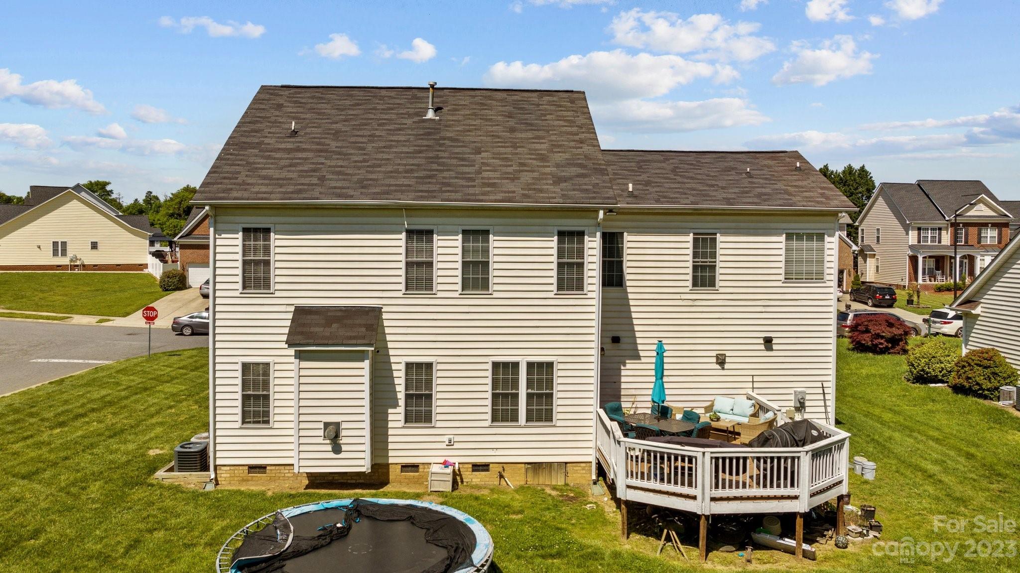 10834 Hellebore Road Charlotte, NC 28213 - Photo 36 of 41 a front view of a house with garden