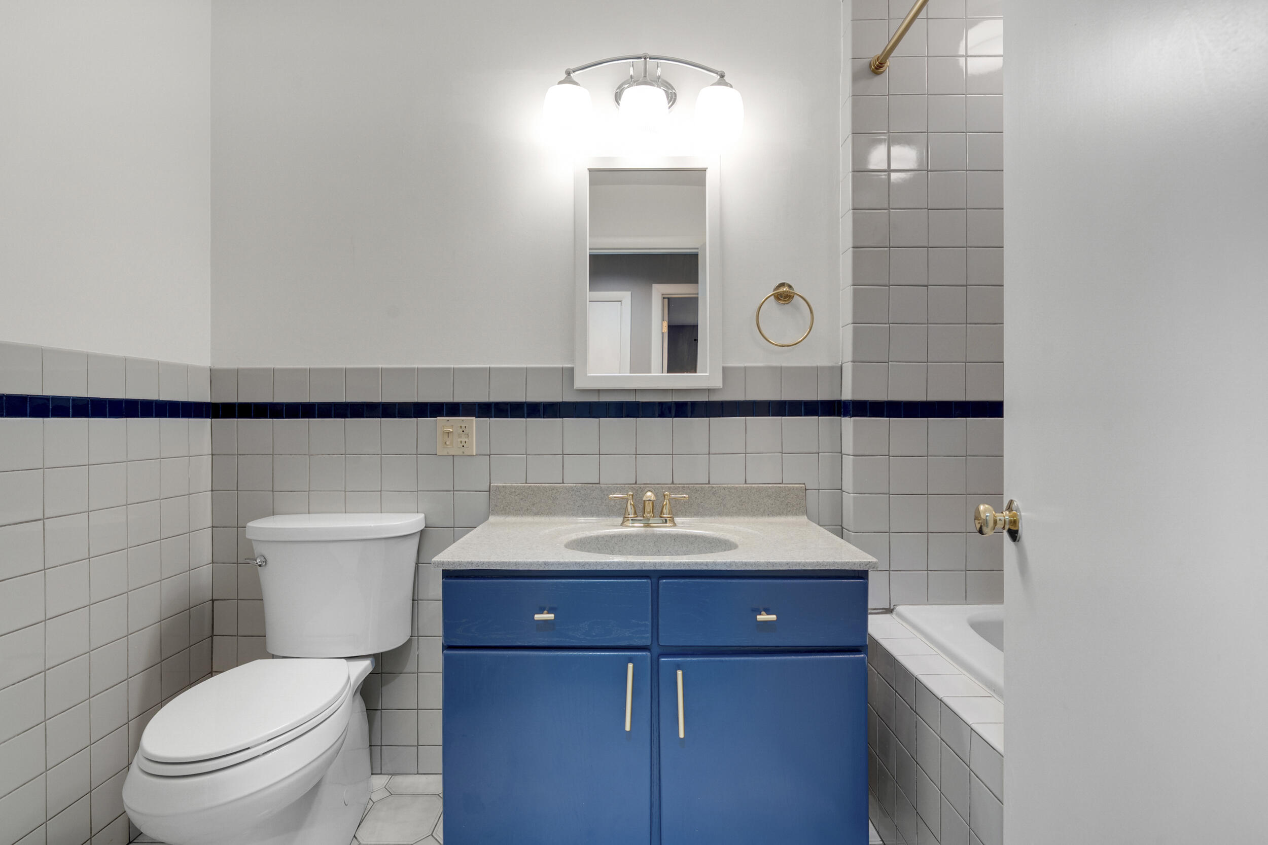 123 Beech Ridge Road Scarborough, ME 04074 - Photo 20 of 45 123beechridge-36