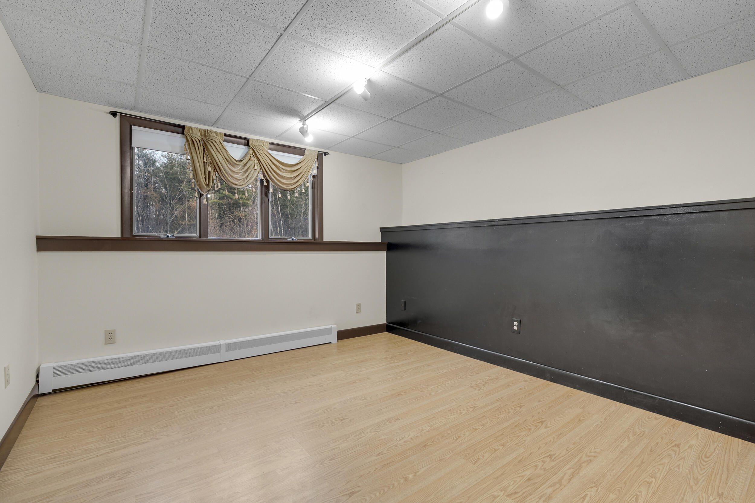 123 Beech Ridge Road Scarborough, ME 04074 - Photo 32 of 45 123beechridge-38